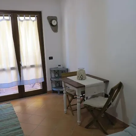 公寓 Delizioso Bilocale 1km Dal Mare, *